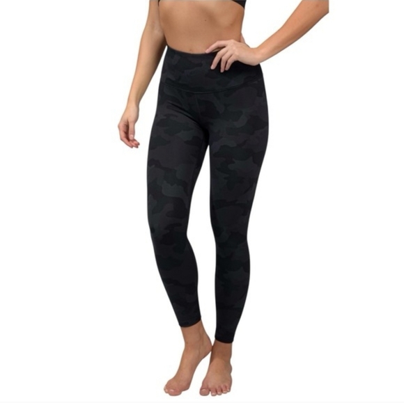 Yogalicious Pants - Yogalicious Lux Black Camo Leggings Size Small